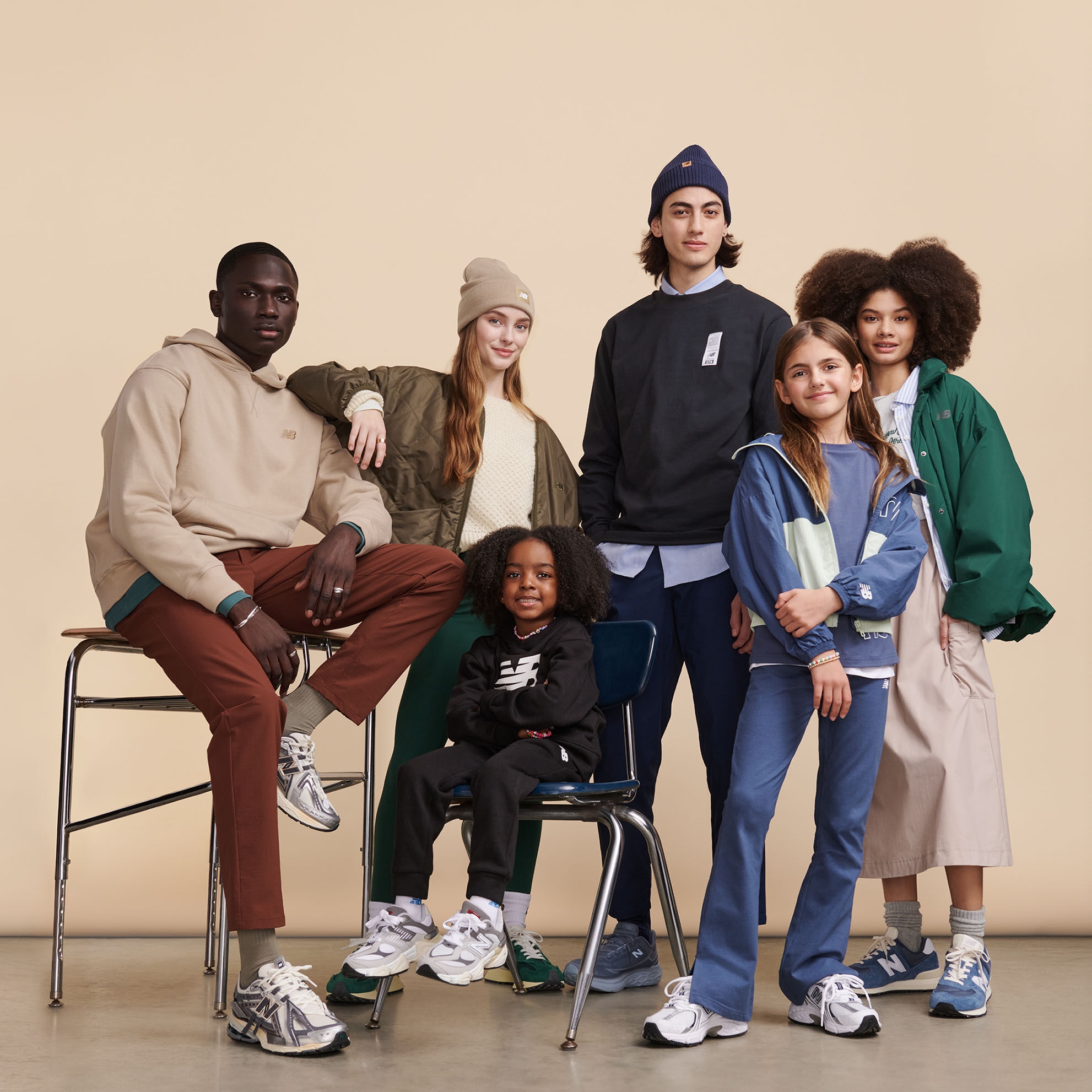 groupshot, person, people, shoe, adult, female, woman, male, man, hat